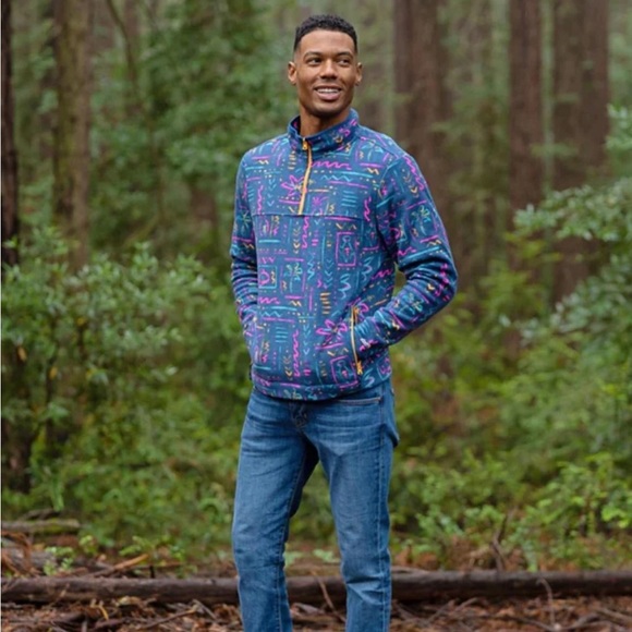 Chubbies Chilly Vibe Quarter Zip - Picture 8 of 8